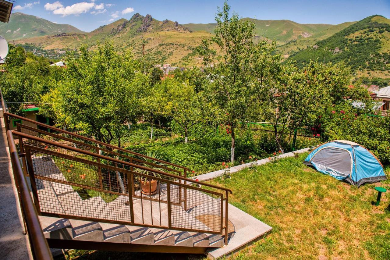 Hayi Tun Guest House Goris Exteriér fotografie