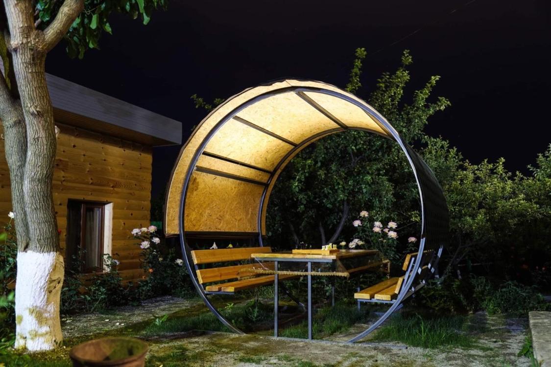 Hayi Tun Guest House Goris Exteriér fotografie