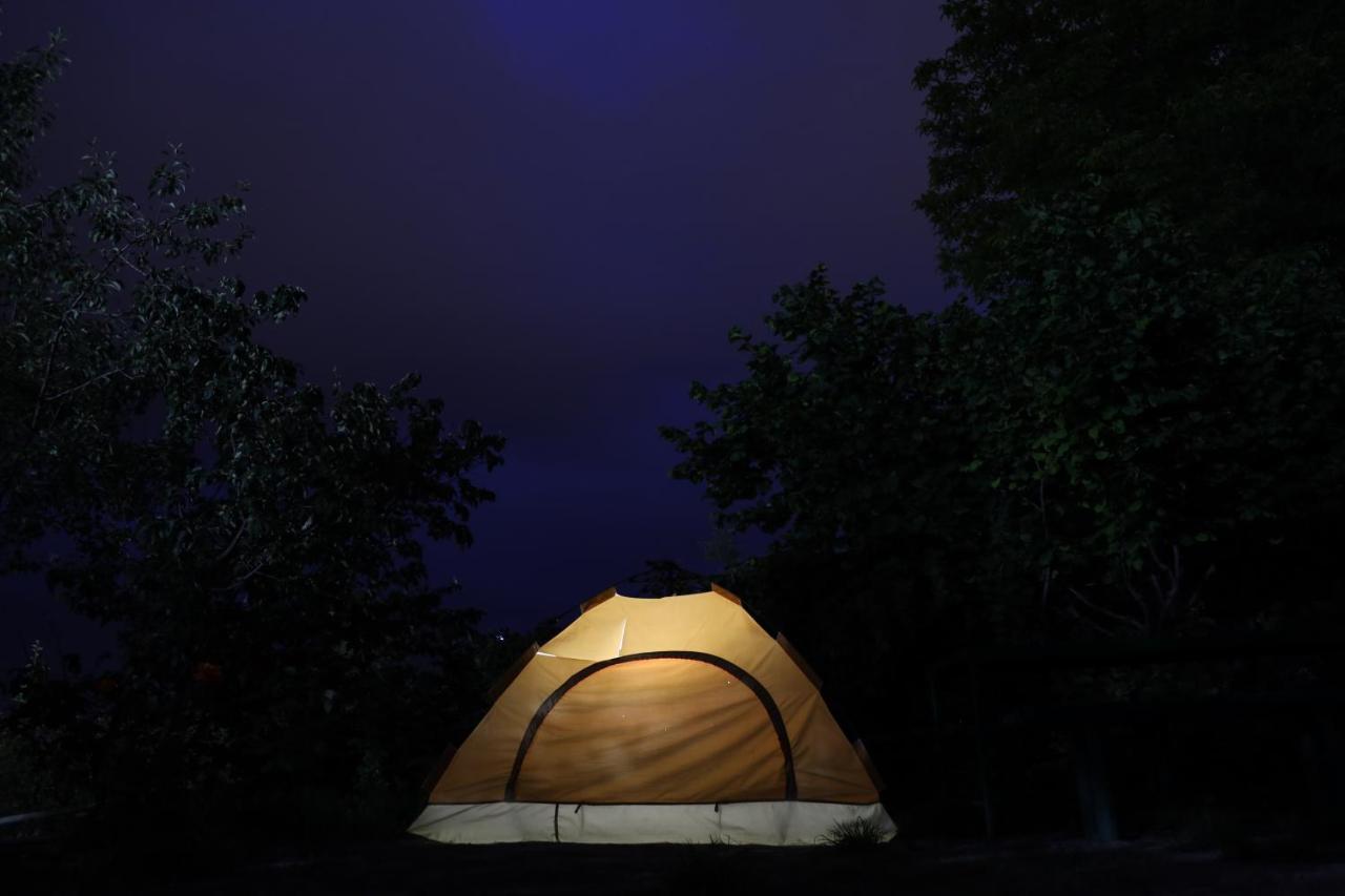 Hayi Tun Guest House Goris Exteriér fotografie